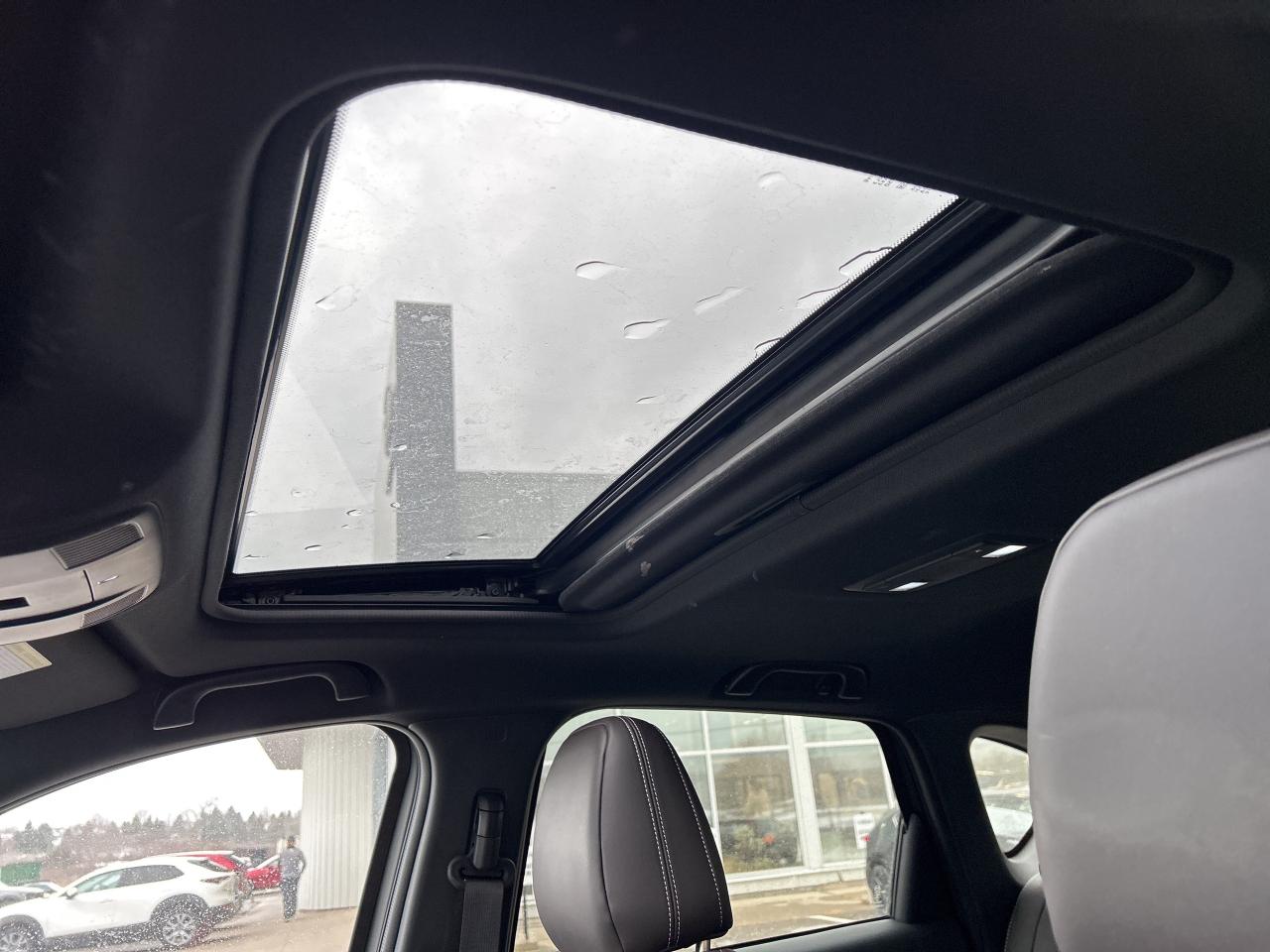 2024 Mazda CX-5 Signature AWD Photo