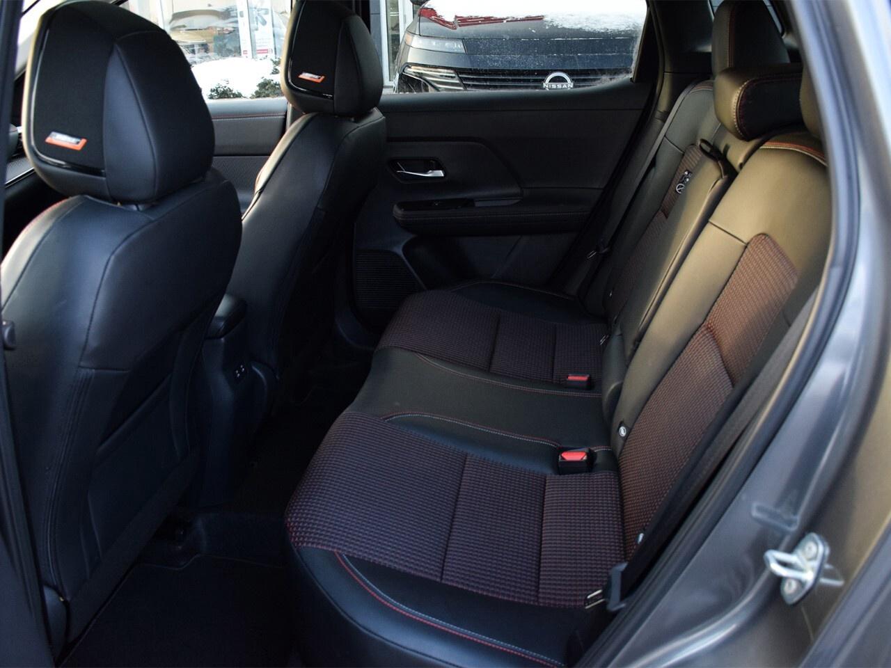 2025 Nissan Kicks SR AWD, DEMO CLEARANCE !! Photo