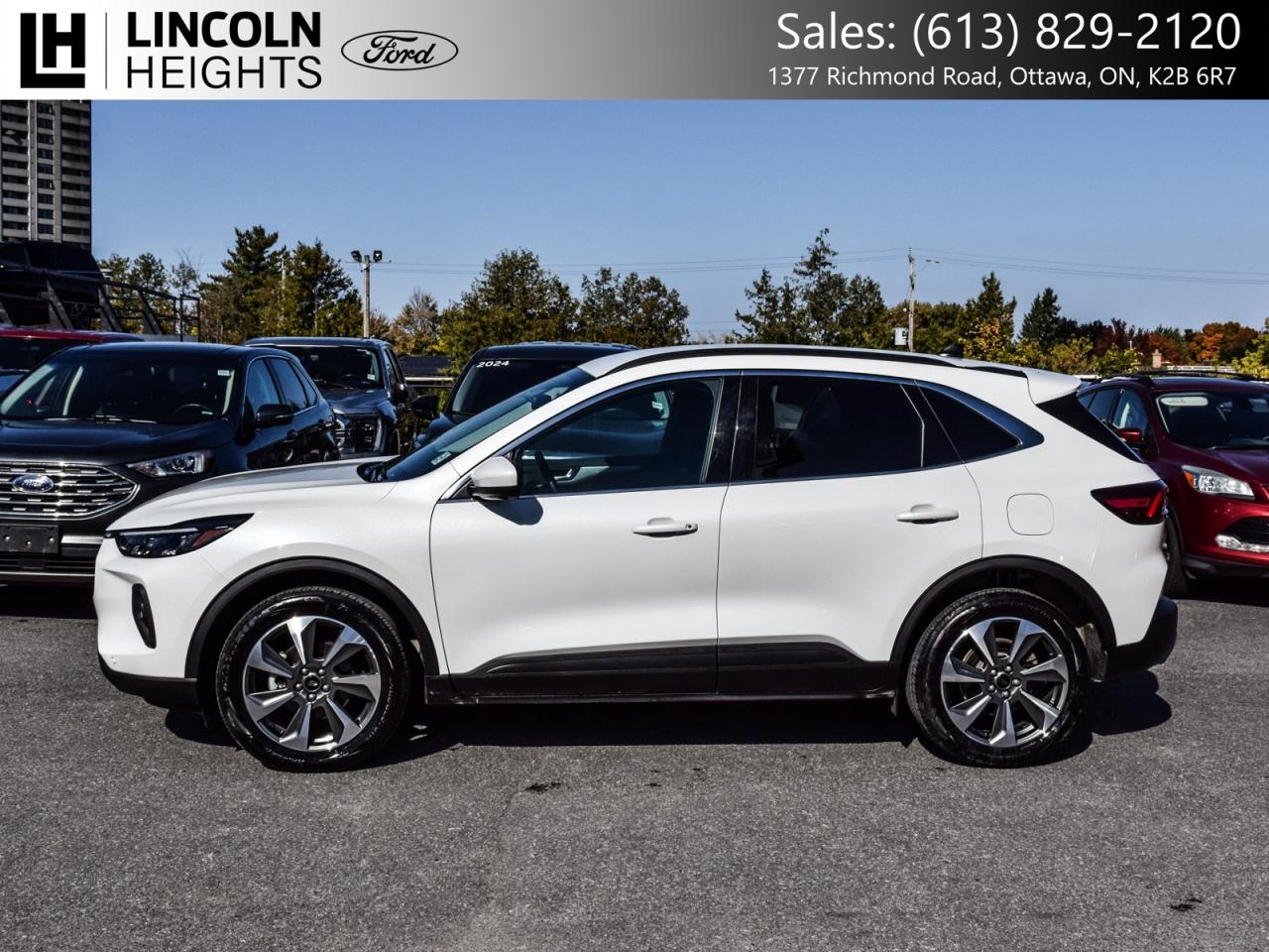 2024 Ford Escape PLATINUM AWD 2.0L Photo3