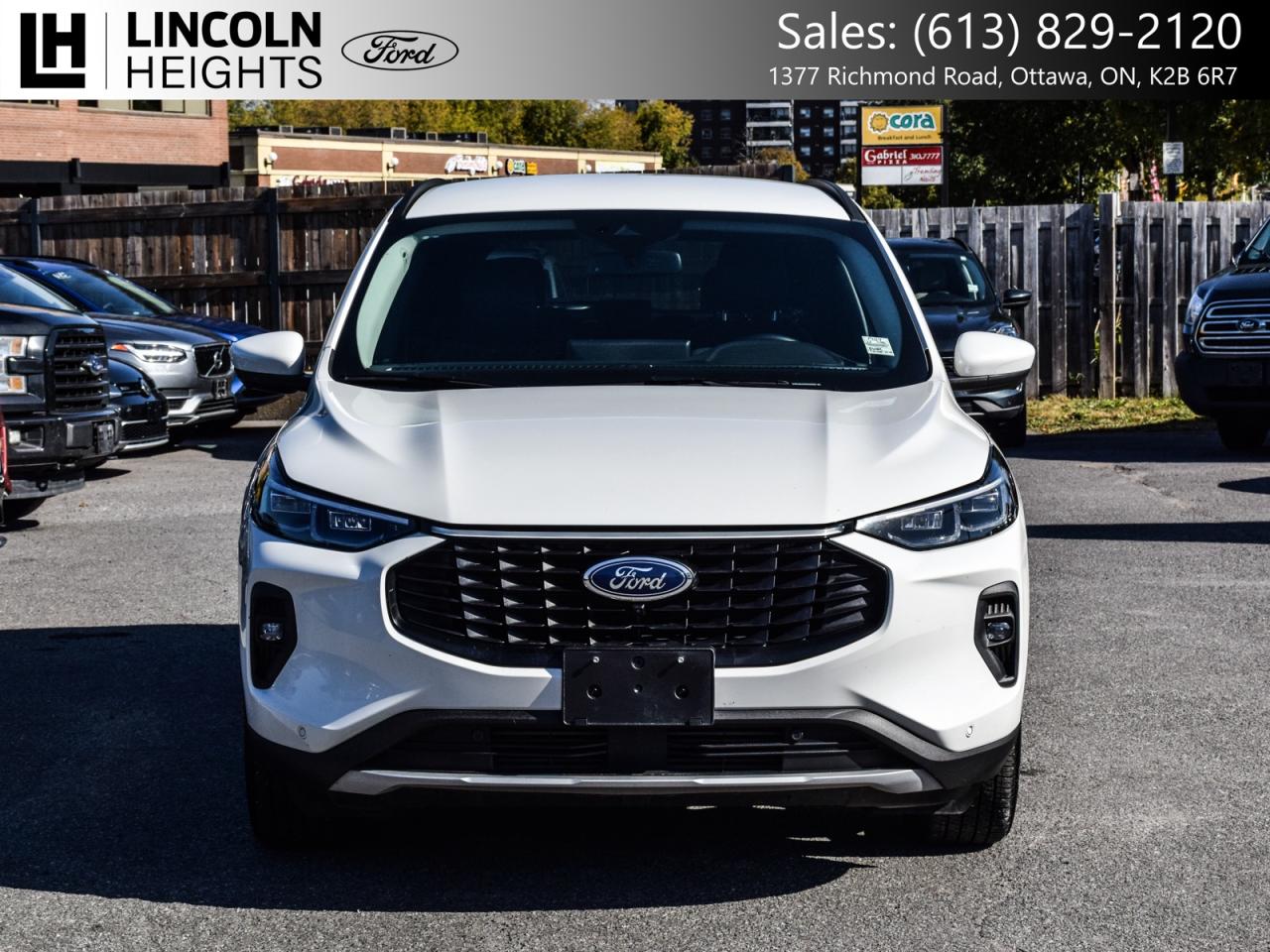 2024 Ford Escape PLATINUM AWD 2.0L Photo2