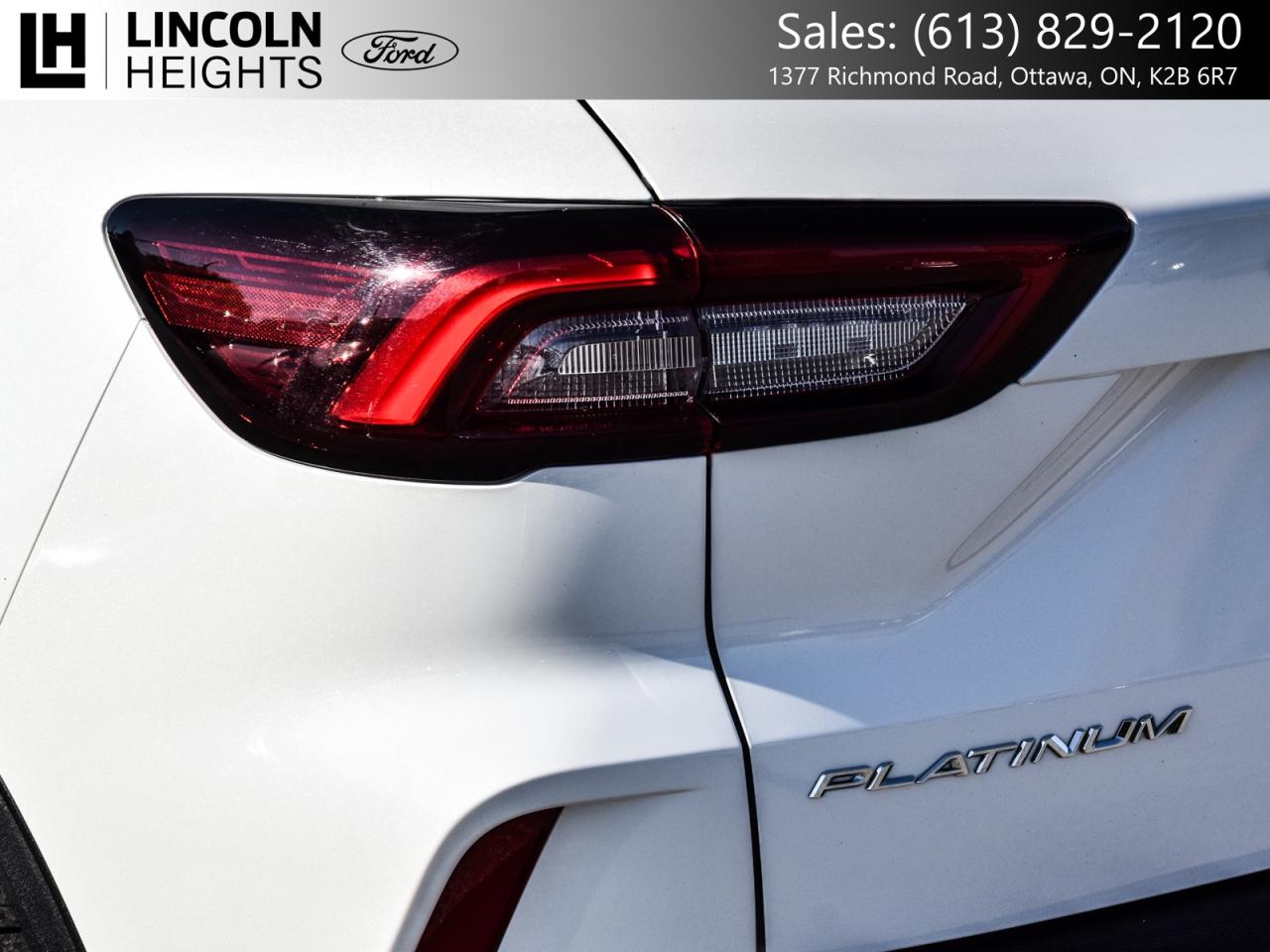 2024 Ford Escape PLATINUM AWD 2.0L Photo