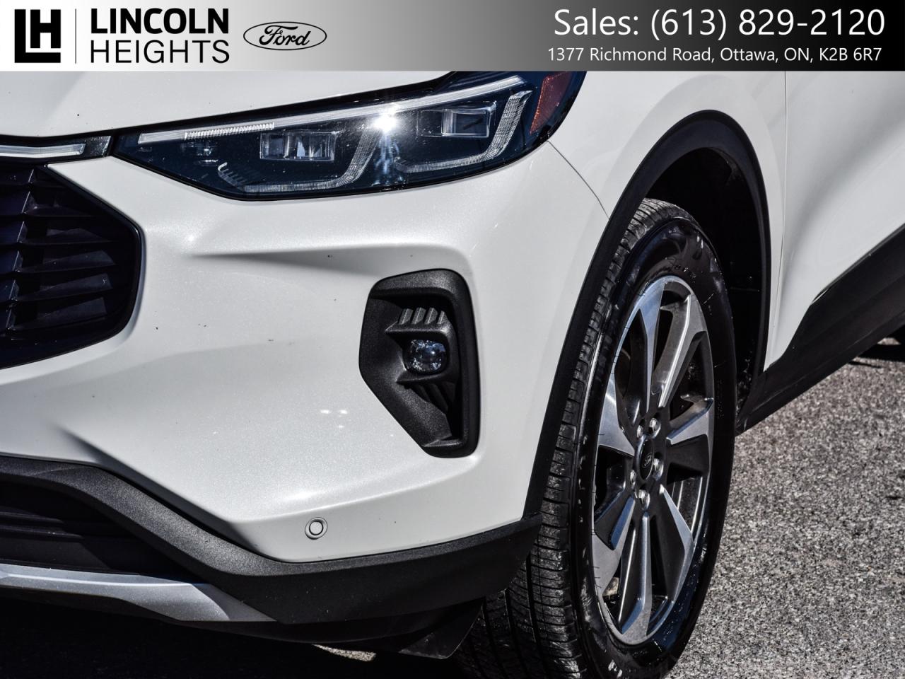 2024 Ford Escape PLATINUM AWD 2.0L Photo