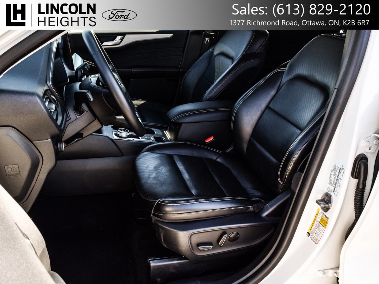 2024 Ford Escape PLATINUM AWD 2.0L Photo