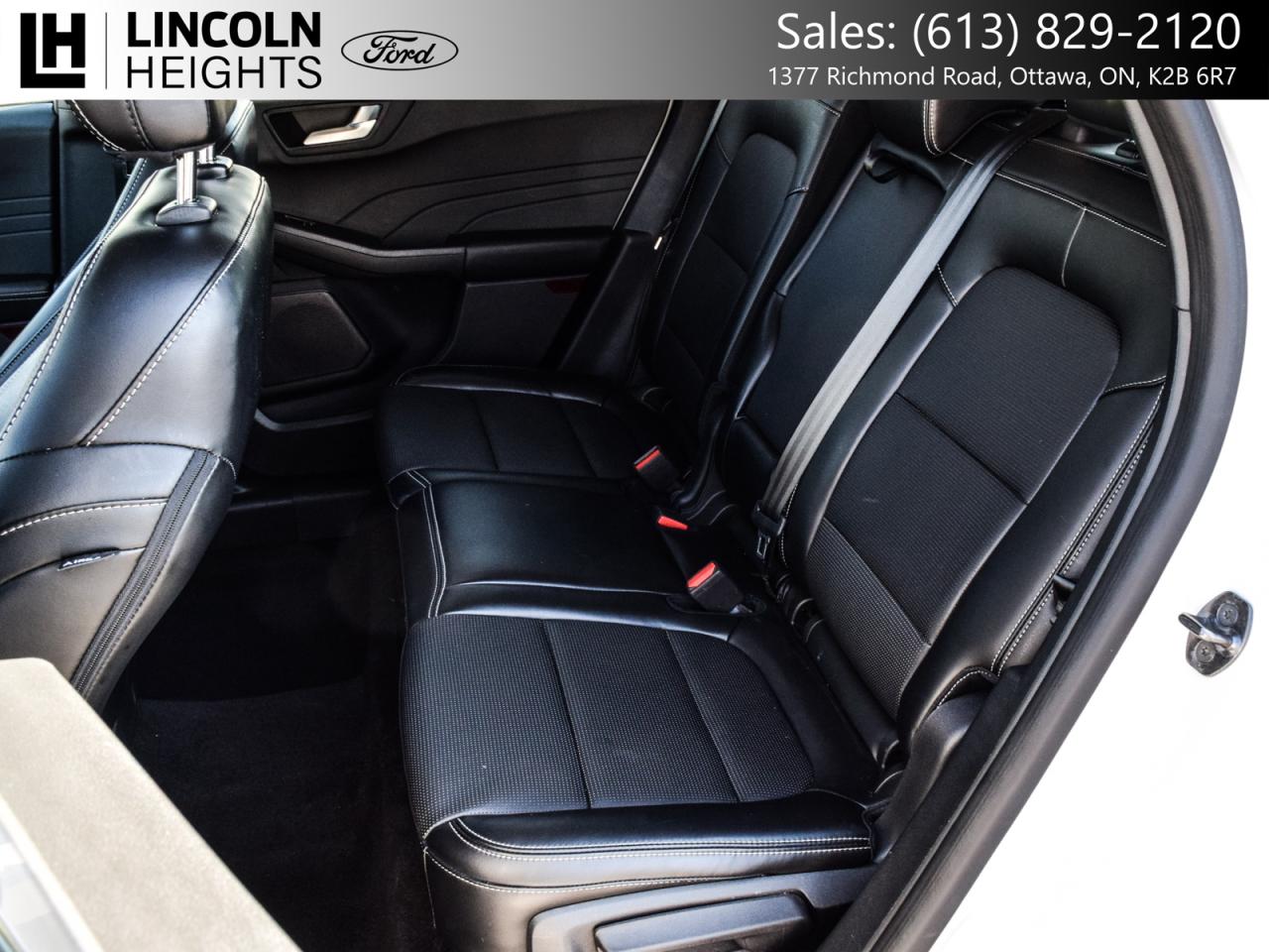 2024 Ford Escape PLATINUM AWD 2.0L Photo