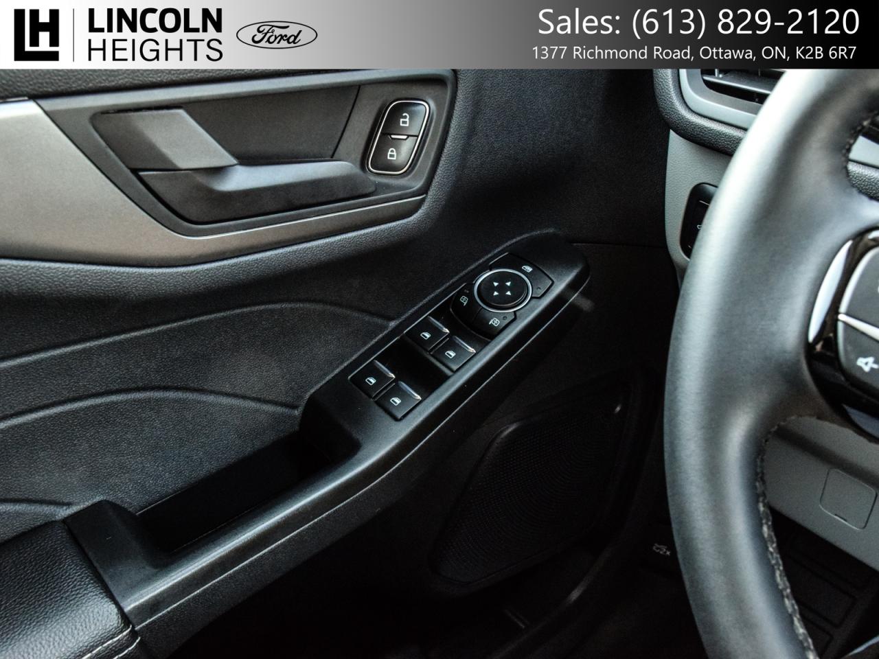 2024 Ford Escape Active FWD Photo