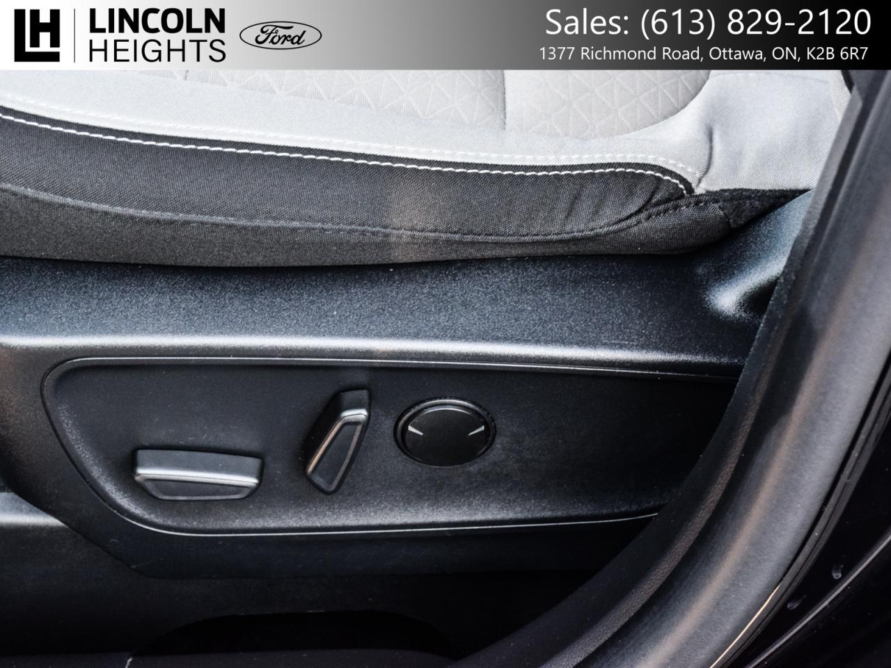 2024 Ford Escape Active FWD Photo