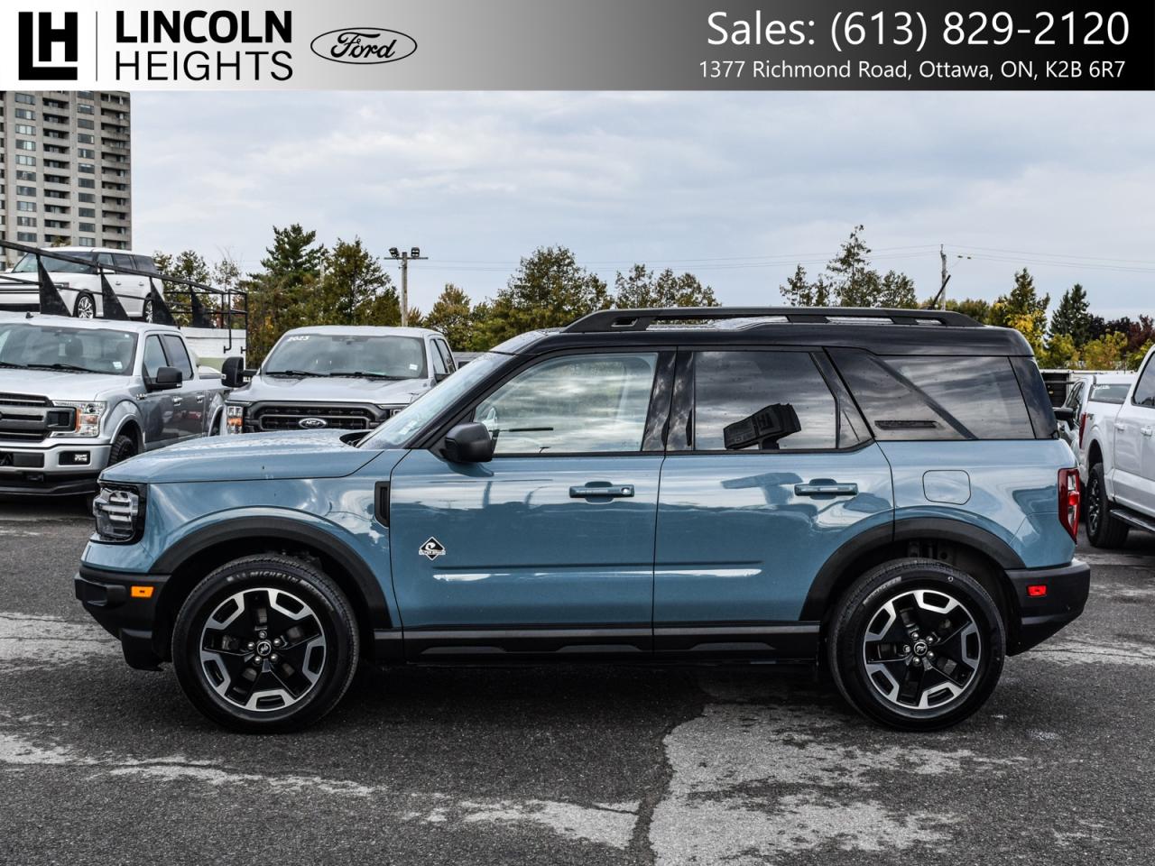 2022 Ford Bronco Sport OUTER BANK 4WD Photo