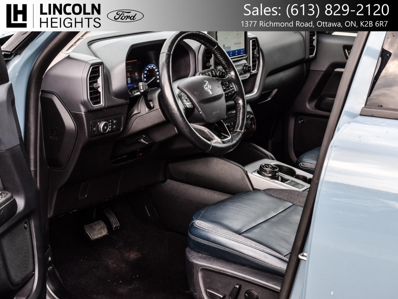 2022 Ford Bronco Sport OUTER BANK 4WD Photo