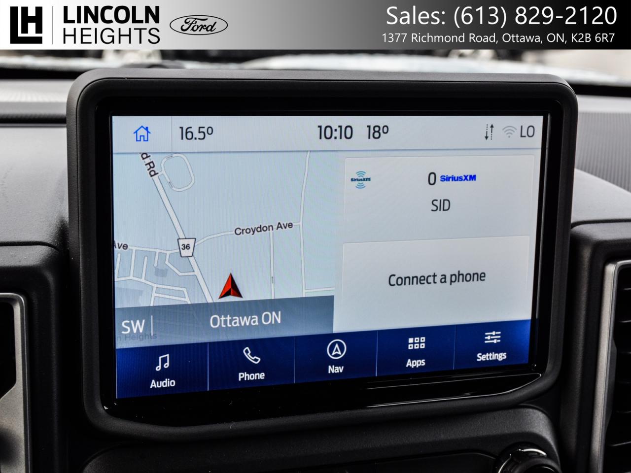 2022 Ford Bronco Sport OUTER BANK 4WD Photo