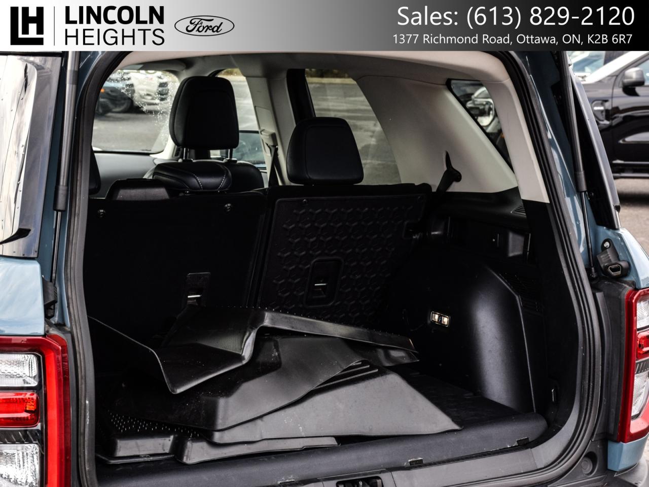 2022 Ford Bronco Sport OUTER BANK 4WD Photo