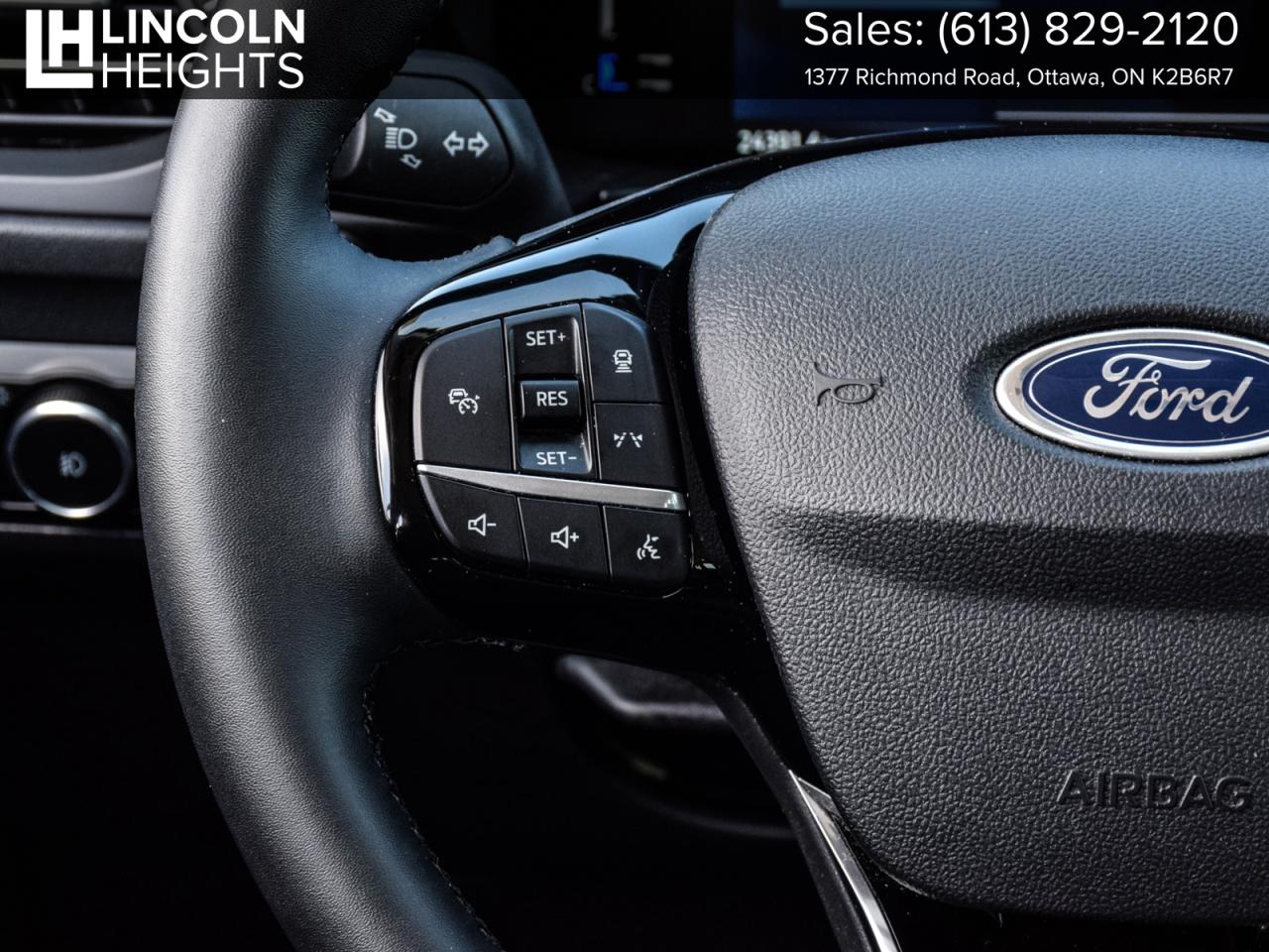 2024 Ford Escape PLUG-IN HYBRID 2.5L Photo