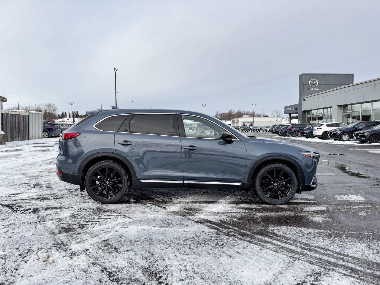 2022 Mazda CX-9 Kuro Edition Photo