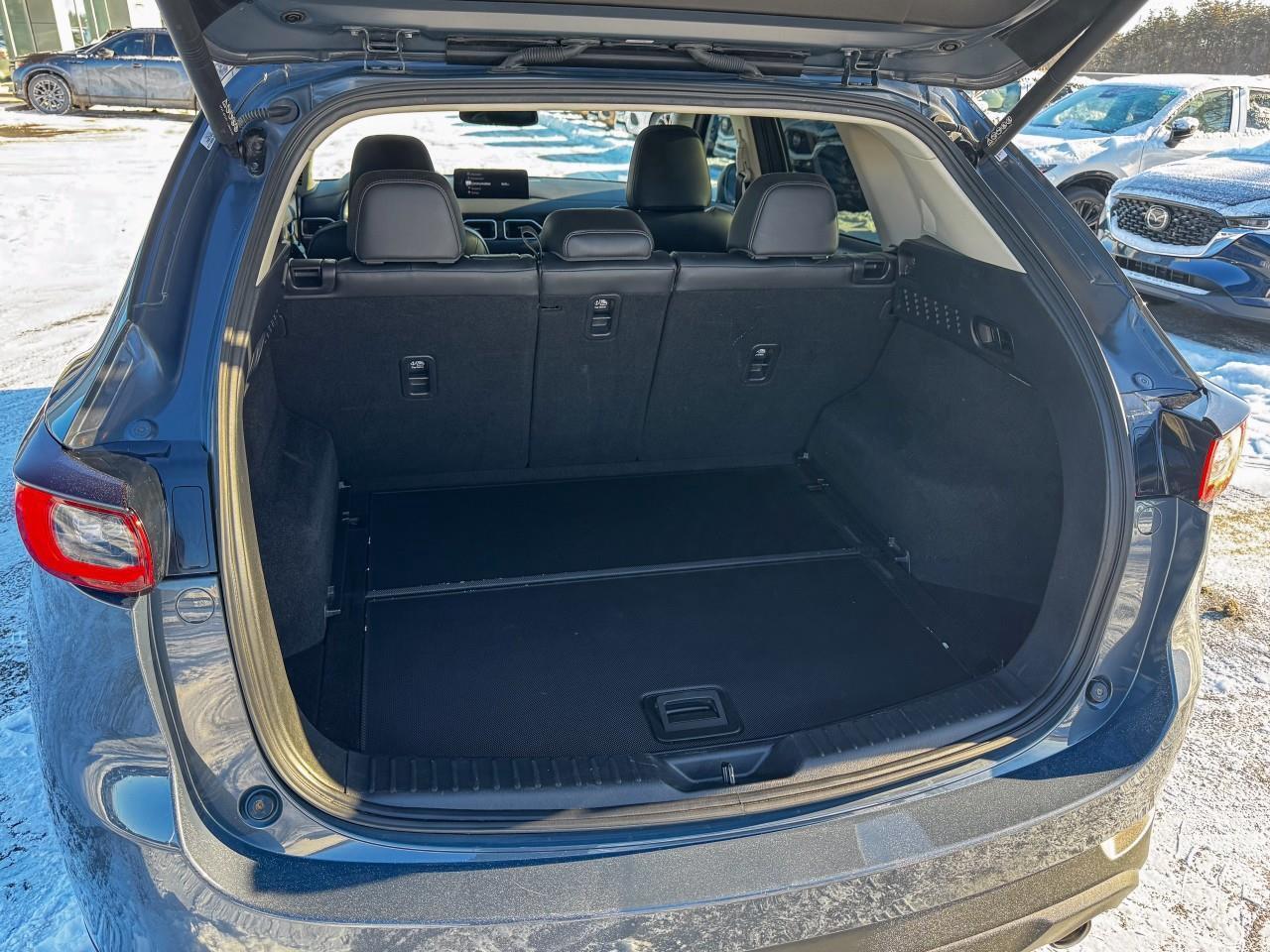 2023 Mazda CX-5 GT Photo