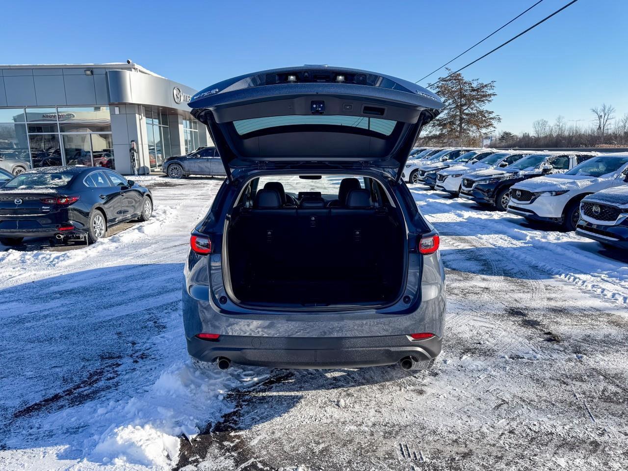 2023 Mazda CX-5 GT Photo