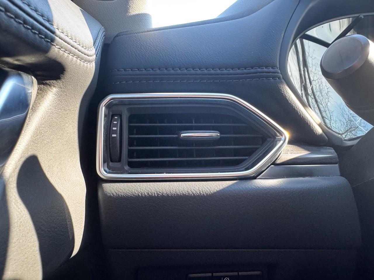 2023 Mazda CX-5 GT Photo