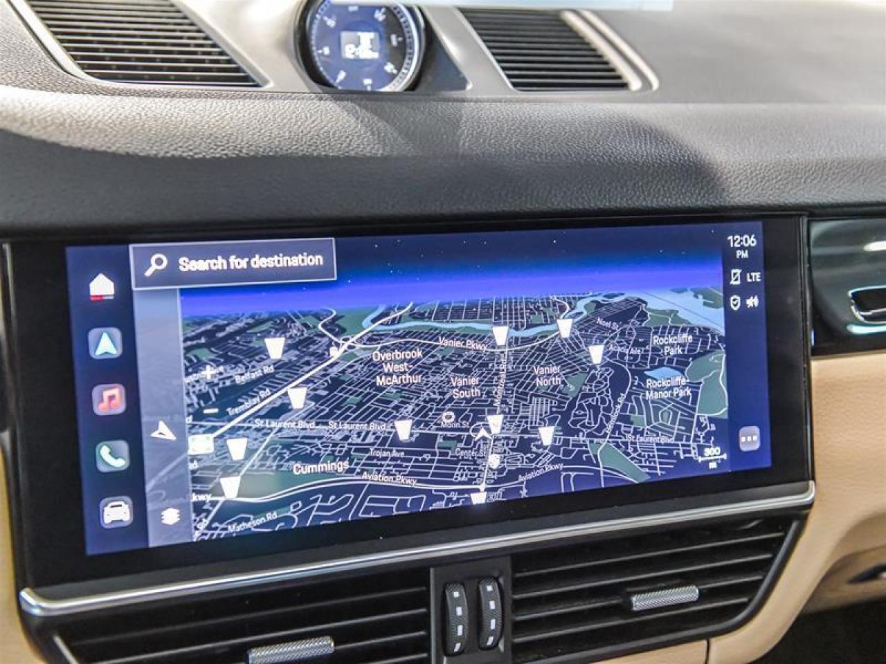 2022 Porsche Cayenne E-Hybrid Photo