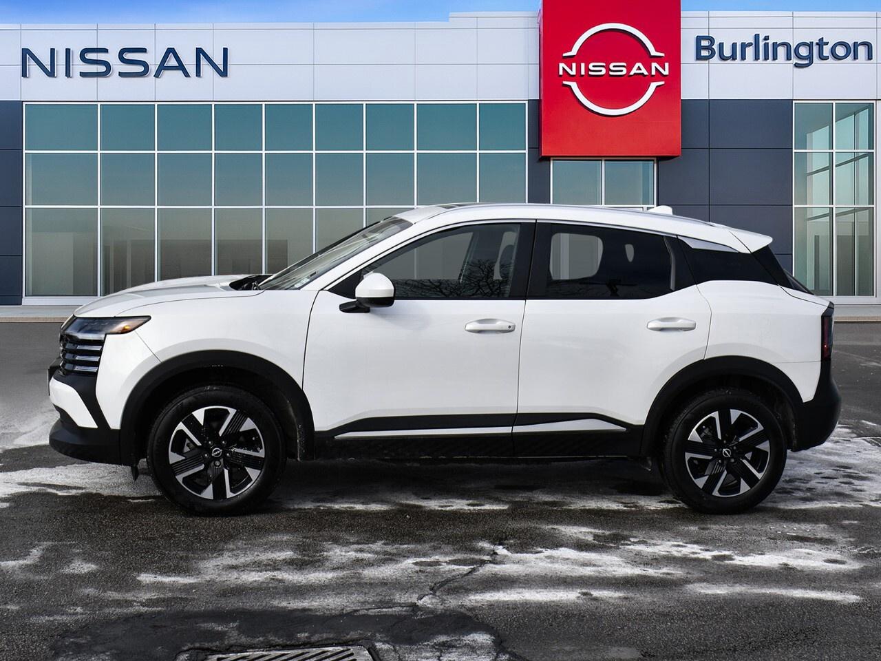 2025 Nissan Kicks SV AWD, DEMO CLEARANCE !! Photo