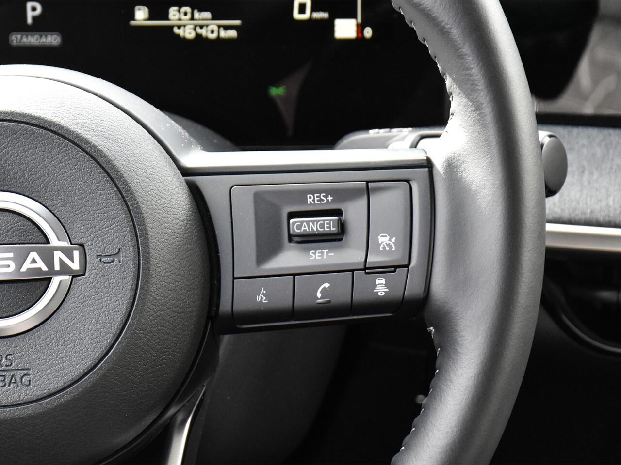 2025 Nissan Kicks SV AWD, DEMO CLEARANCE !! Photo