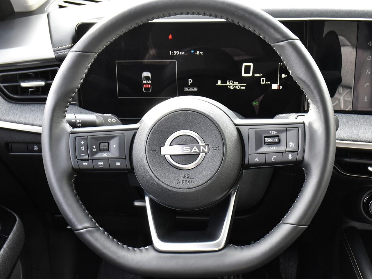 2025 Nissan Kicks SV AWD, DEMO CLEARANCE !! Photo