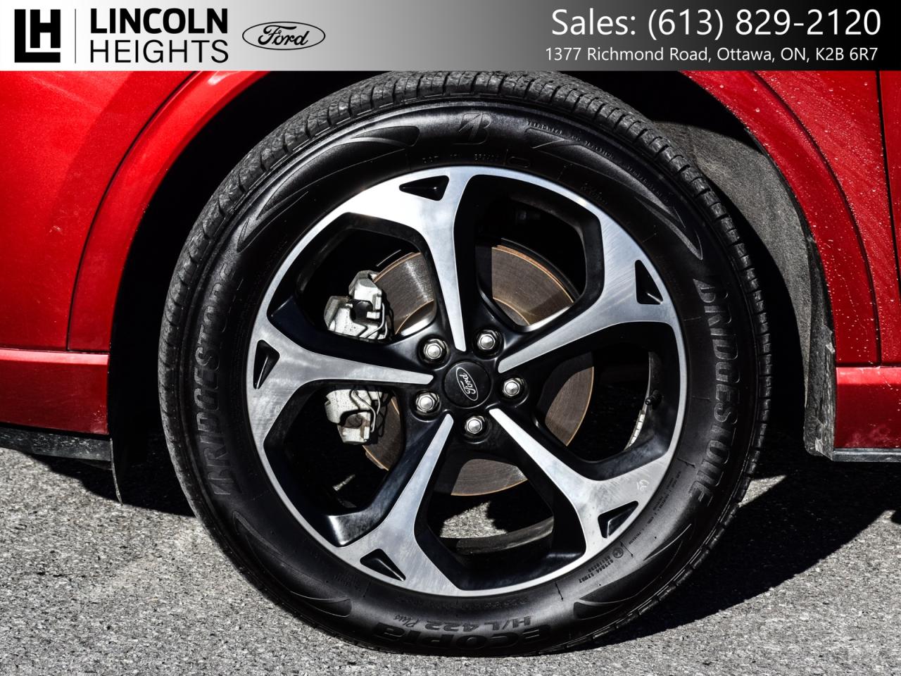 2025 Ford Escape ST-Line Elite AWD Photo