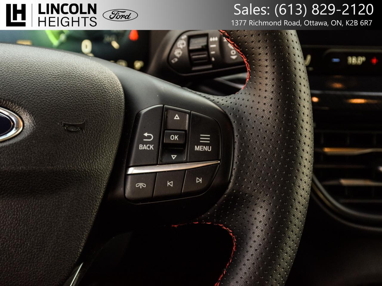 2025 Ford Escape ST-Line Elite AWD Photo