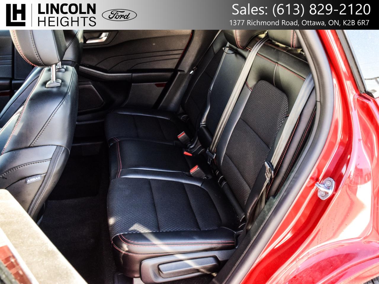 2025 Ford Escape ST-Line Elite AWD Photo