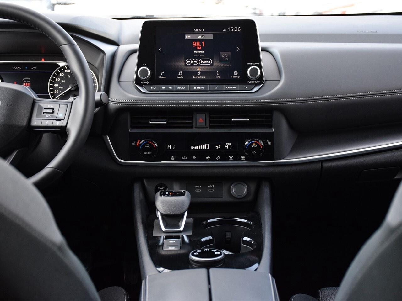 2025 Nissan Rogue AWD SV MOONROOF, DEMO CLEARANCE !! Photo