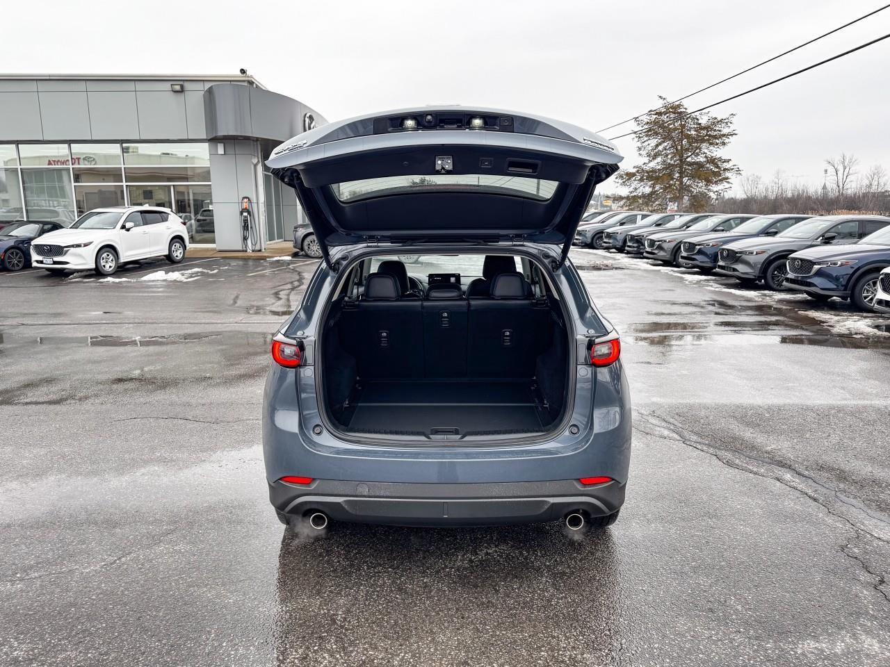 2022 Mazda CX-5 Kuro Edition Photo