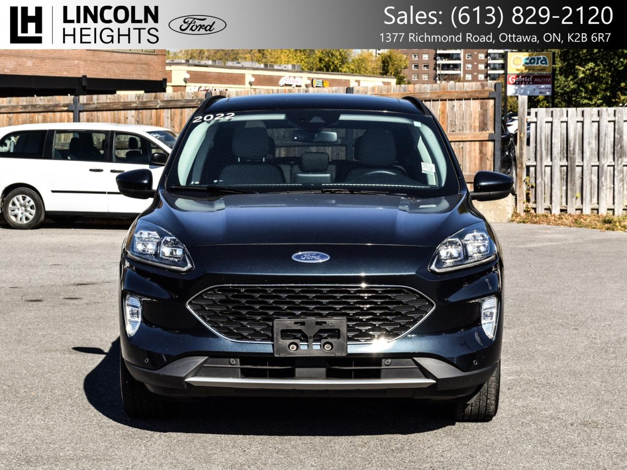 2022 Ford Escape Titanium AWD Photo