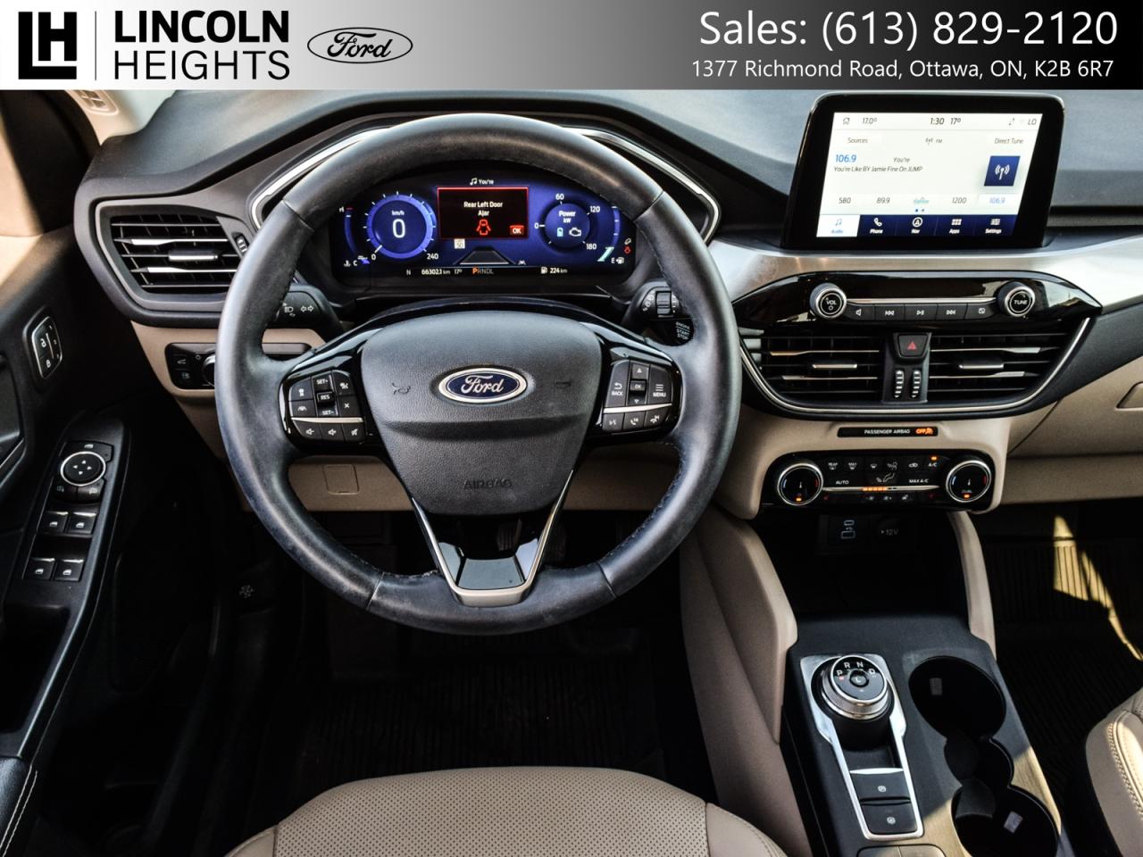 2022 Ford Escape Titanium AWD Photo