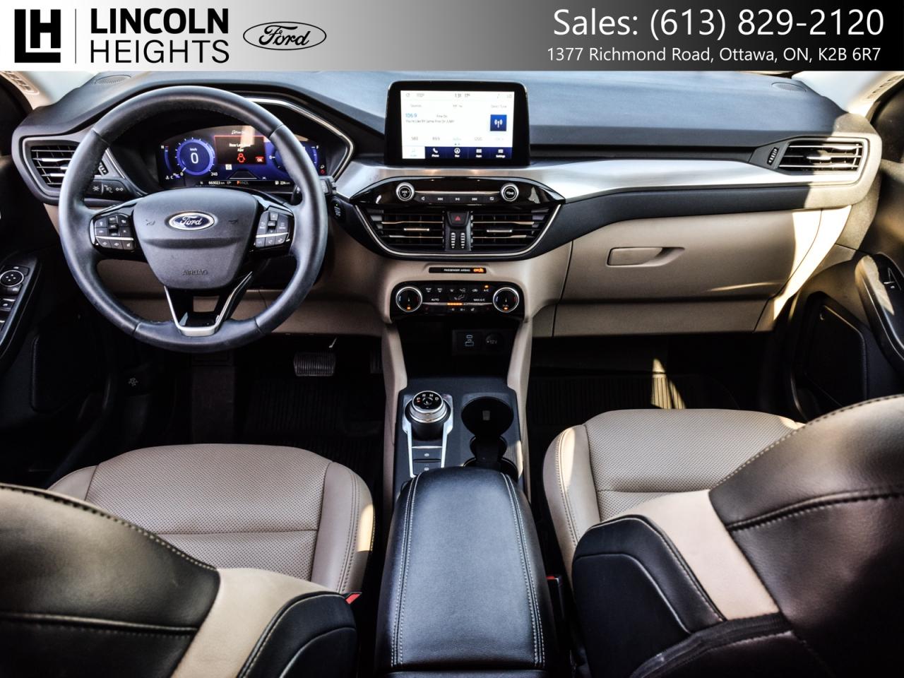 2022 Ford Escape Titanium AWD Photo