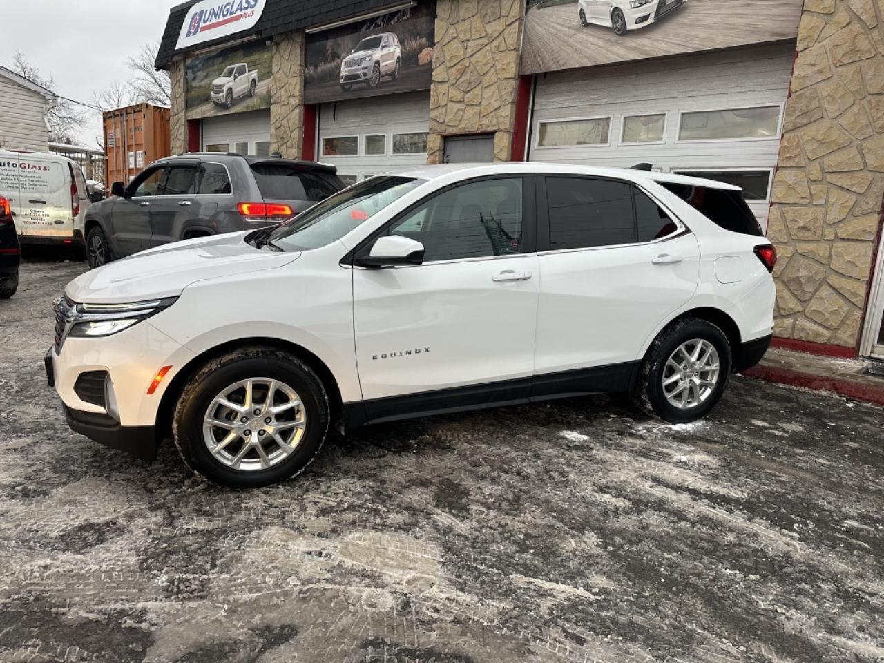 2022 Chevrolet Equinox FWD 4dr LT w/1LT Photo