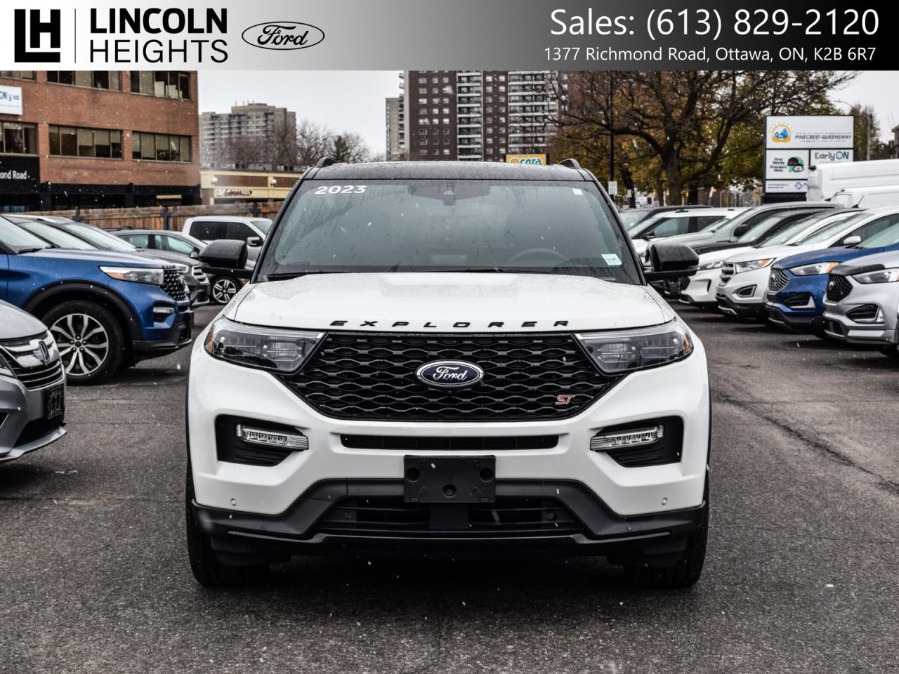 2023 Ford Explorer ST 4WD Photo