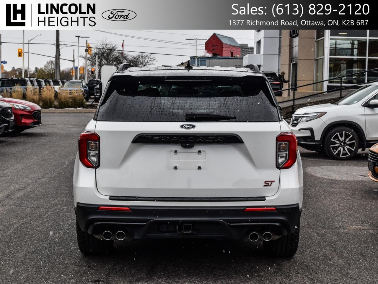 2023 Ford Explorer ST 4WD Photo4