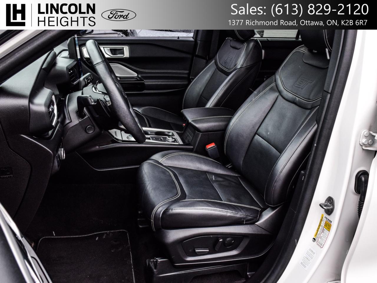 2023 Ford Explorer ST 4WD Photo