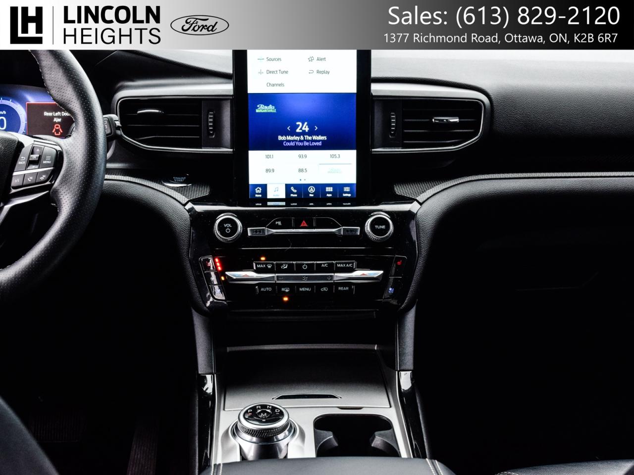 2023 Ford Explorer ST 4WD Photo