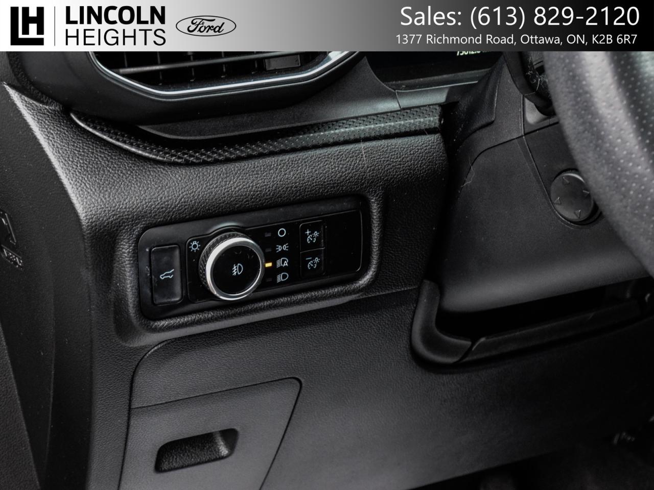 2023 Ford Explorer ST 4WD Photo