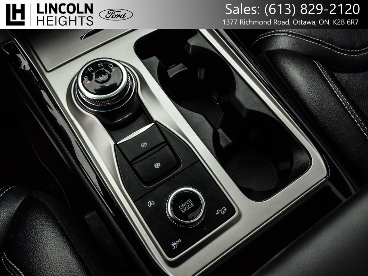 2023 Ford Explorer ST 4WD Photo