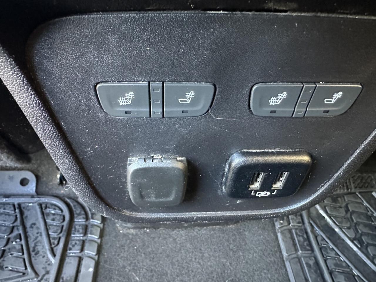 2018 Chevrolet Equinox AWD 4dr Premier w/2LZ Photo