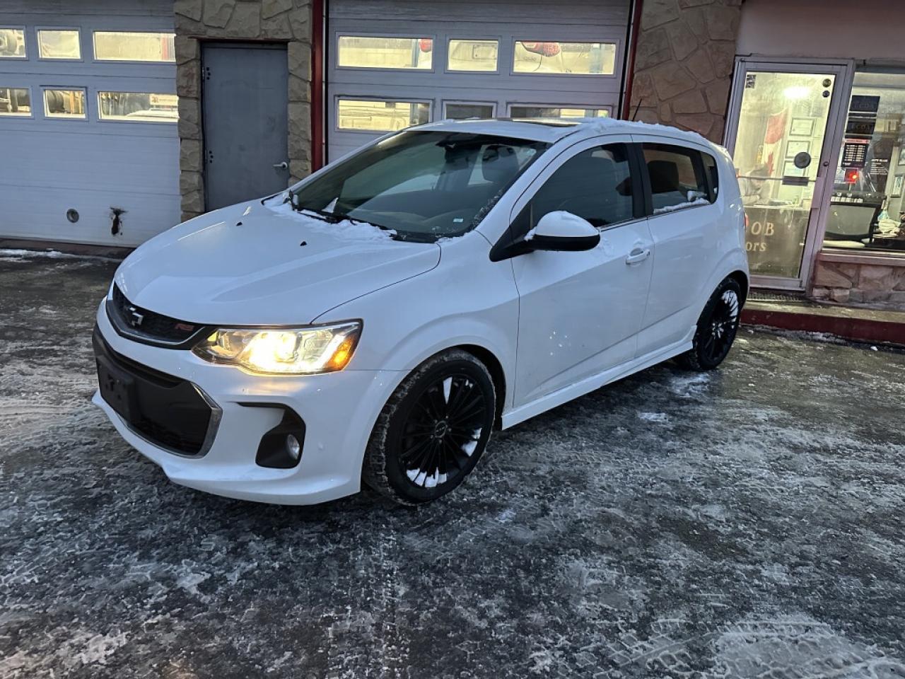 2018 Chevrolet Sonic 5dr HB Auto Premier Photo