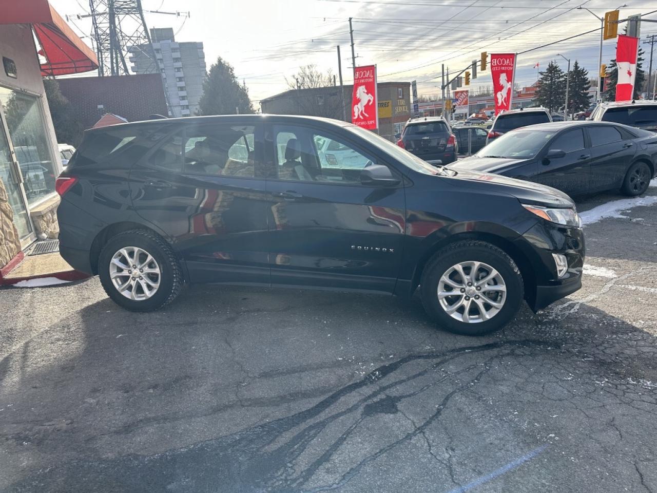 2019 Chevrolet Equinox AWD 4DR LS W/1LS Photo4