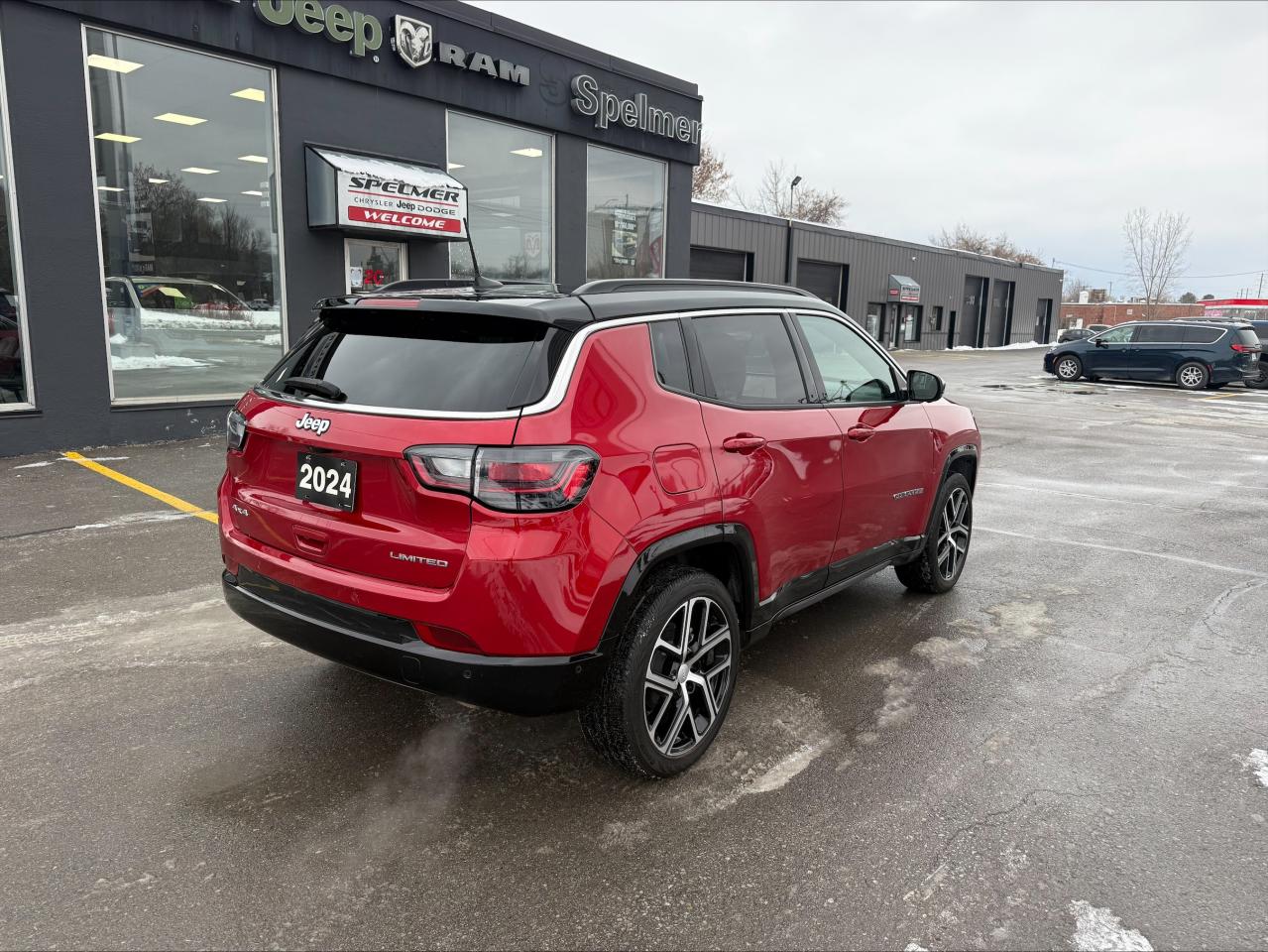 2024 Jeep Compass Limited 4x4 - Pano Sunroof - Power liftgate Photo