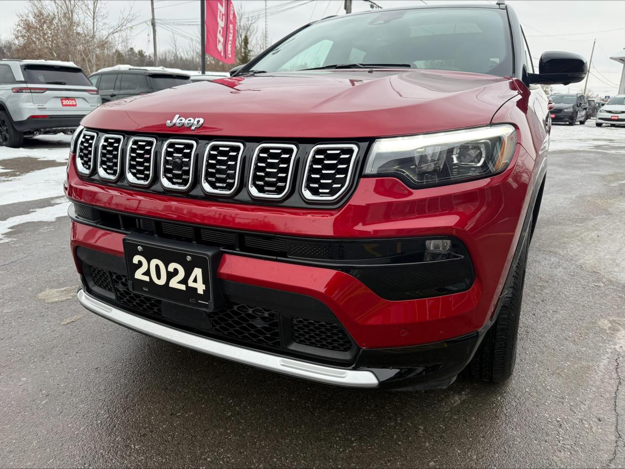 2024 Jeep Compass Limited 4x4 - Pano Sunroof - Power liftgate Photo