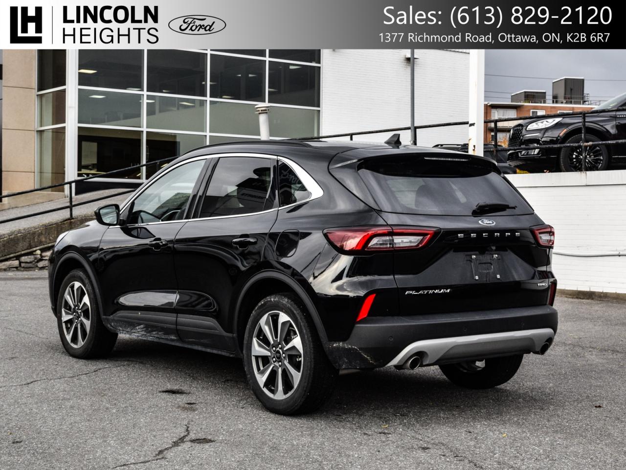 2025 Ford Escape Platinum AWD Photo3