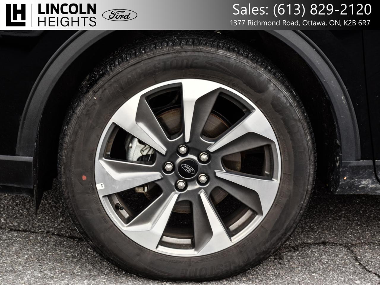 2025 Ford Escape Platinum AWD Photo