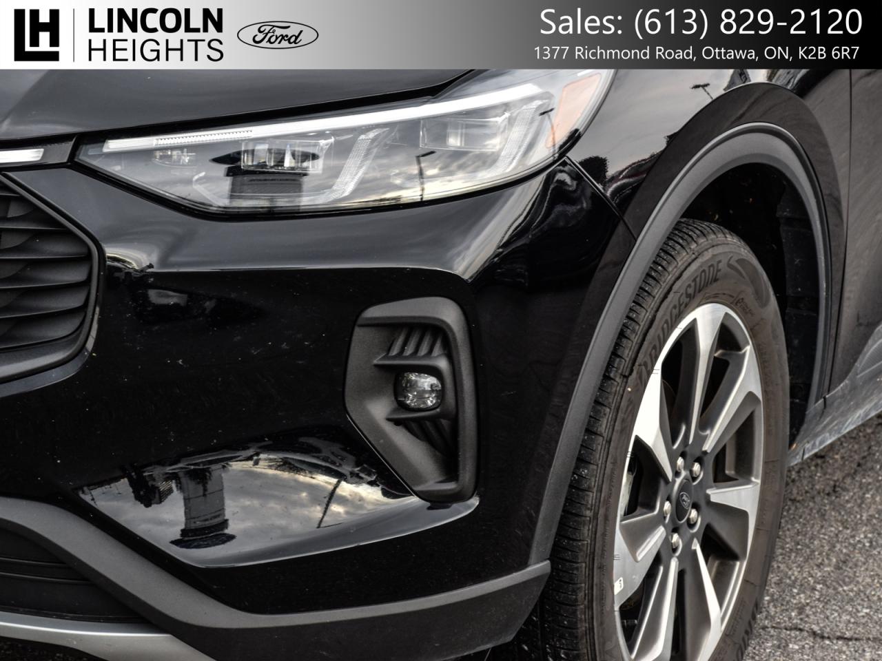 2025 Ford Escape Platinum AWD Photo