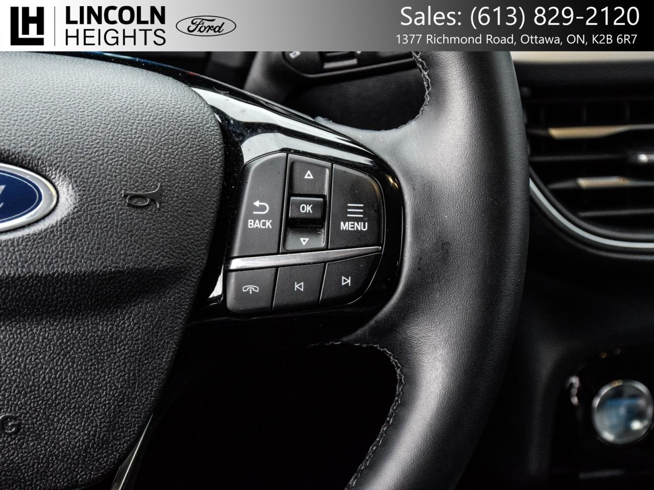 2025 Ford Escape Platinum AWD Photo