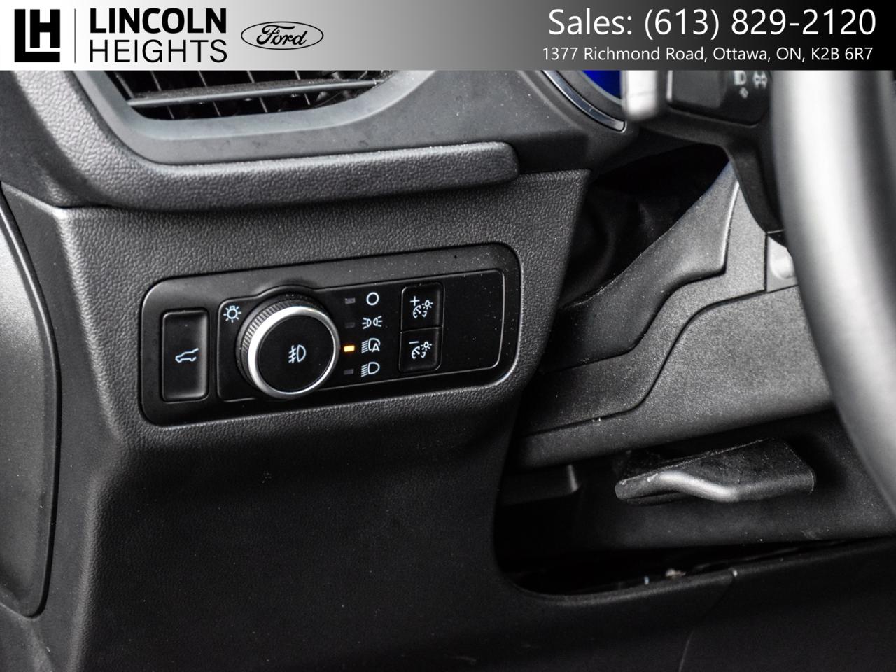 2025 Ford Escape Platinum AWD Photo