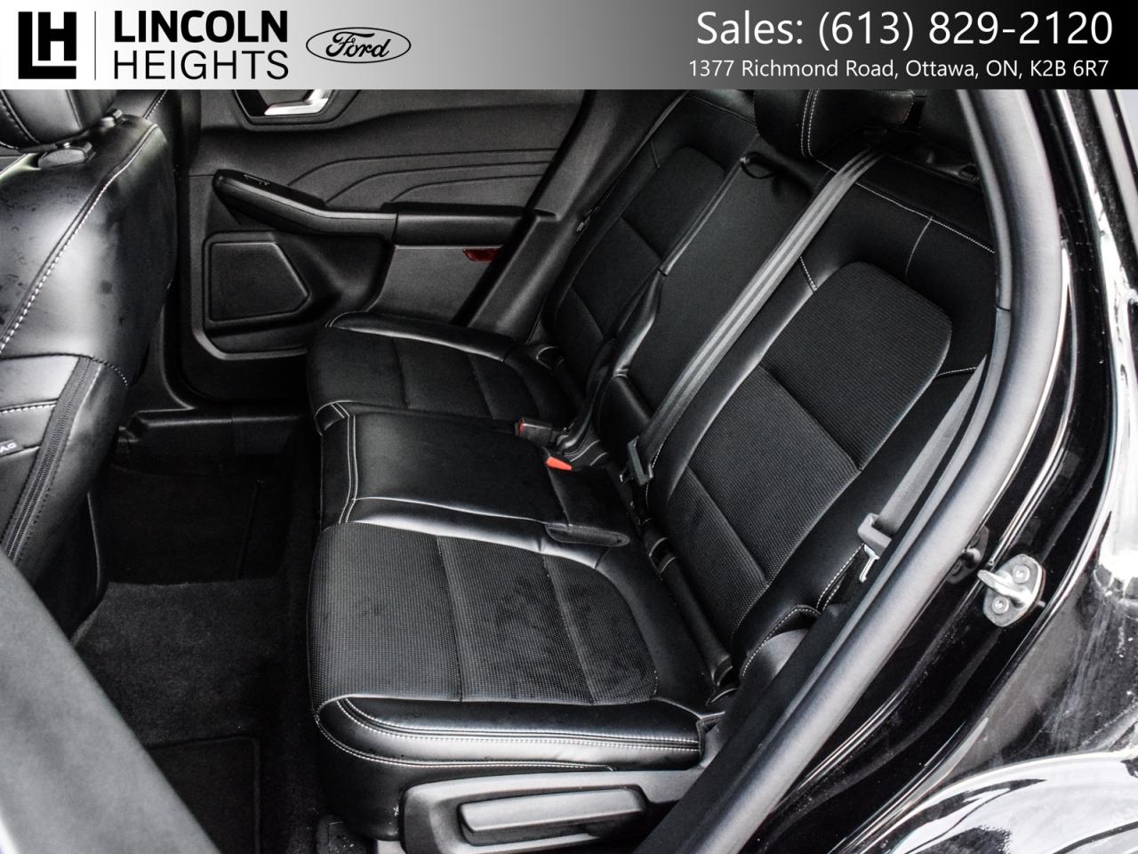 2025 Ford Escape Platinum AWD Photo