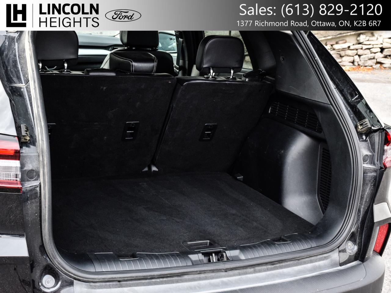 2025 Ford Escape Platinum AWD Photo